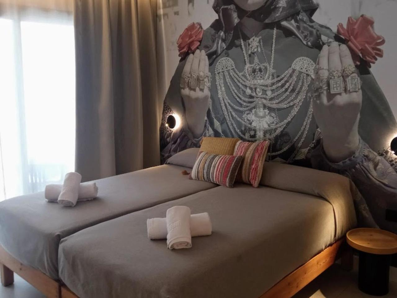 Apartamentos Orvay San Antonio  Bagian luar foto